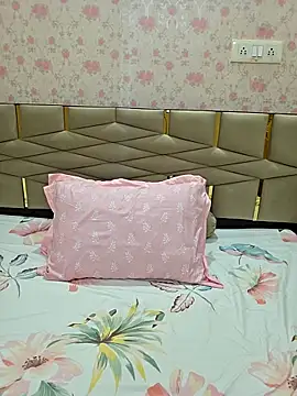 Snapshot of Jenny1401 chatting on November 30, 1:04 pm Jenny1401 online show from November 30, 1:04 pm