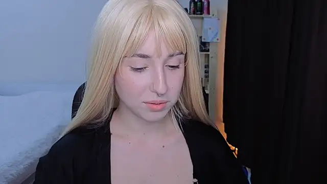 Snapshot of YukiMisa chatting on September 23, 4:10 pm YukiMisa online show from September 23, 4:10 pm