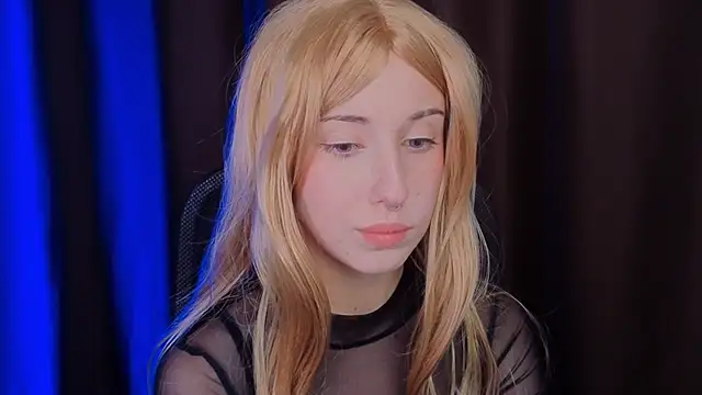 Snapshot of YukiMisa chatting on November 5, 4:29 pm YukiMisa online show from November 5, 4:29 pm