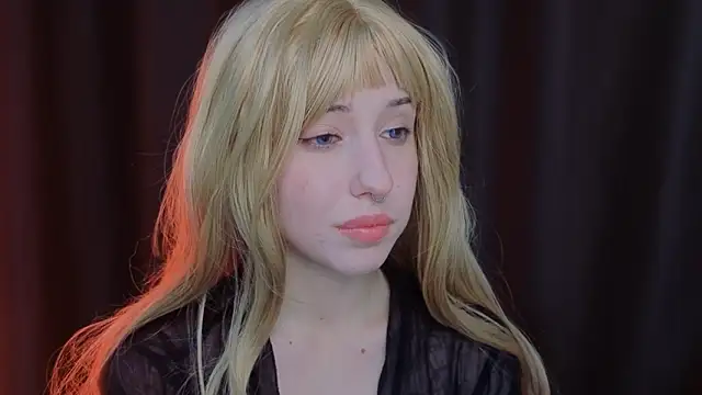 Snapshot of YukiMisa chatting on November 21, 3:11 pm YukiMisa online show from November 21, 3:11 pm