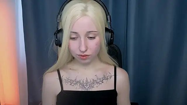 YukiMisa online show from February 7, 9:02 am