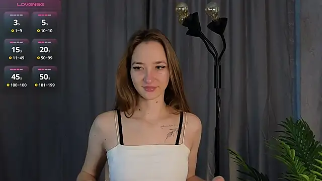 Snapshot of _Iry_ chatting on October 13, 3:17 am Iry online show from October 13, 3:17 am