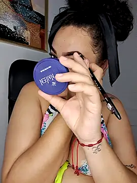 Snapshot of jesie_18x chatting on September 11, 7:25 pm jesie 18x online show from September 11, 7:25 pm