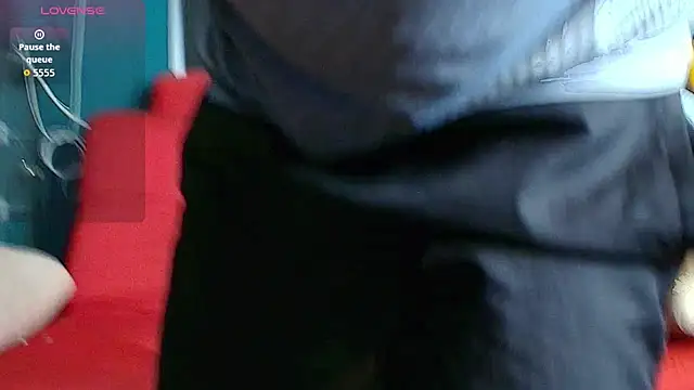 CHR58  online show from December 3, 11:47 pm