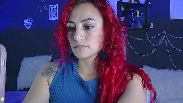 Snapshot of MeganBrown4 chatting on May 17, 4:21 am MeganBrown4 online show from May 17, 4:21 am