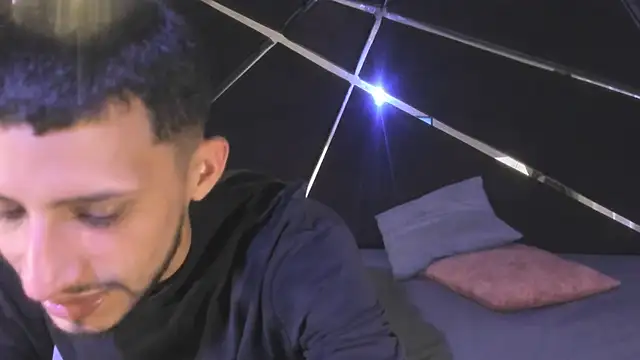 Snapshot of Akame_Draco chatting on October 29, 3:42 am Akame Draco online show from October 29, 3:42 am