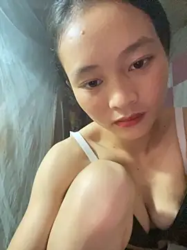 Snapshot of Kieu_xxx chatting on September 24, 2:48 am Kieu xxx online show from September 24, 2:48 am