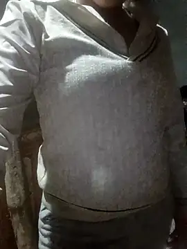 Phuong xxx online show from March 4, 11:11 pm