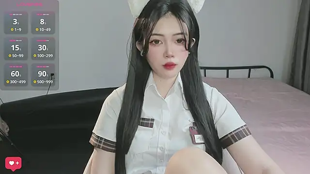 Sparkly Candy online show from September 21, 2:29 pm