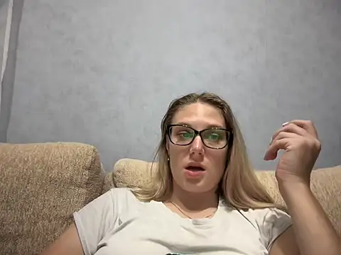 NikexPretty online show from September 16, 5:25 pm