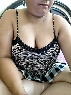 Snapshot of payal_261072_ chatting on September 17, 8:21 pm payal 261072 online show from September 17, 8:21 pm