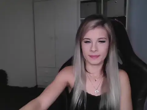 KristineGlow online show from October 14, 6:14 am