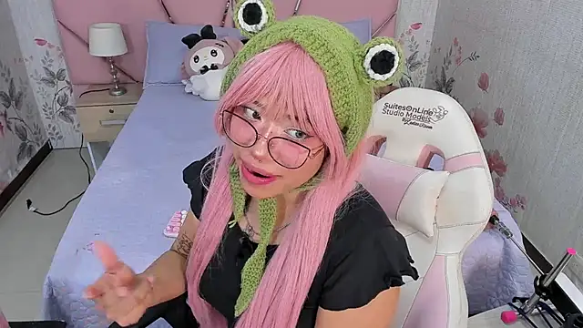 Snapshot of SafiroAgataaa chatting on November 29, 8:06 am SafiroAgataaa online show from November 29, 8:06 am