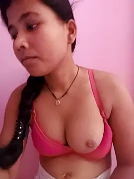 Snapshot of Vaani_Cutie chatting on June 17, 10:39 am Vaani Cutie online show from June 17, 10:39 am