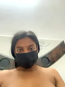 Snapshot of HeerStd chatting on November 19, 6:02 am HeerStd online show from November 19, 6:02 am