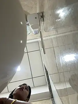 Snapshot of HeerStd chatting on January 14, 4:12 pm HeerStd online show from January 14, 4:12 pm