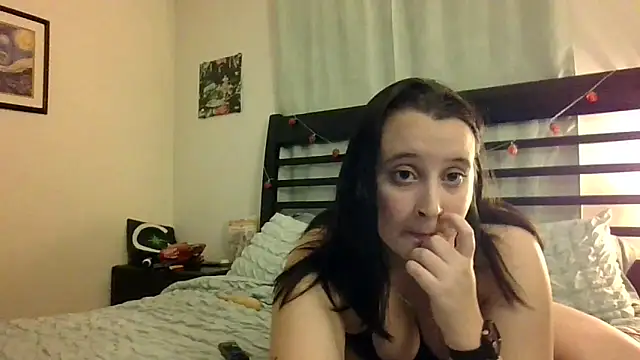 Shadow Slut online show from September 27, 3:33 am