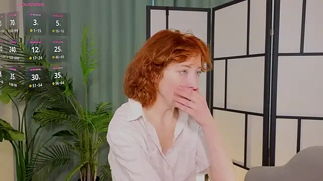 JuanaFriesz online show from September 20, 7:09 am