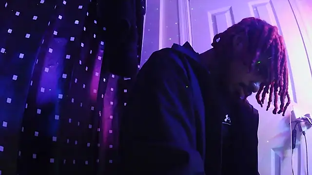 risktakinndolo online show from October 2, 7:43 pm