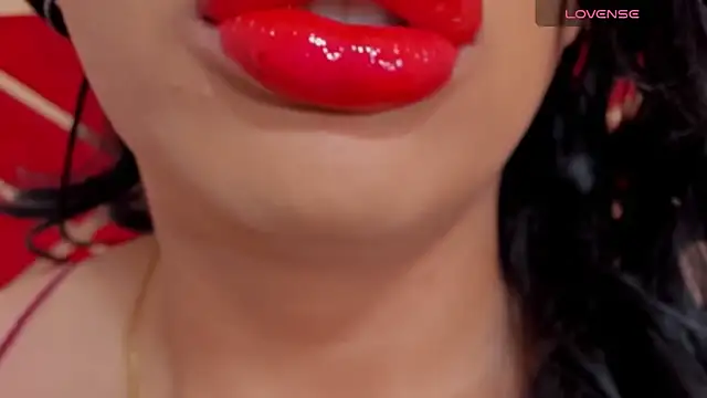 sweet Elizabeth online show from June 6, 12:43 pm