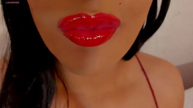 Snapshot of sweet_Elizabeth chatting on July 28, 12:48 pm sweet Elizabeth online show from July 28, 12:48 pm