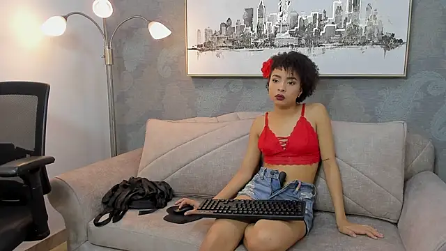 Snapshot of Lucia_jane chatting on November 13, 11:58 pm Lucia jane online show from November 13, 11:58 pm