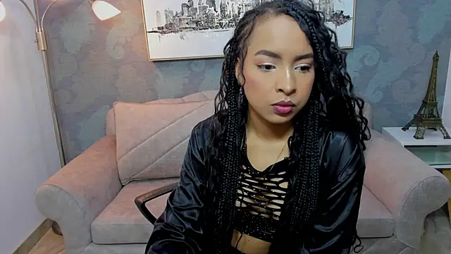 Snapshot of Lucia_jane chatting on January 5, 8:45 pm Lucia jane online show from January 5, 8:45 pm