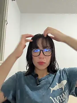 Snapshot of aliciia_23 chatting on November 27, 9:17 pm aliciia 23 online show from November 27, 9:17 pm