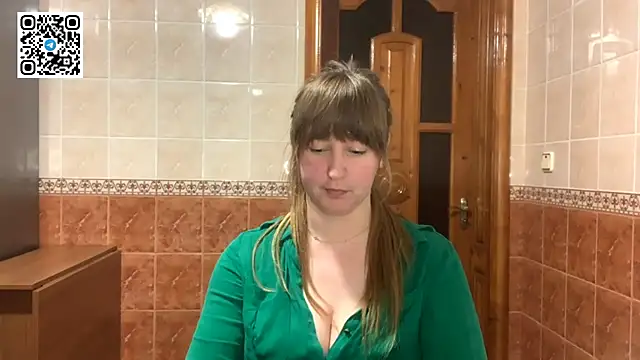 MaroonMoon  online show from November 19, 8:31 pm