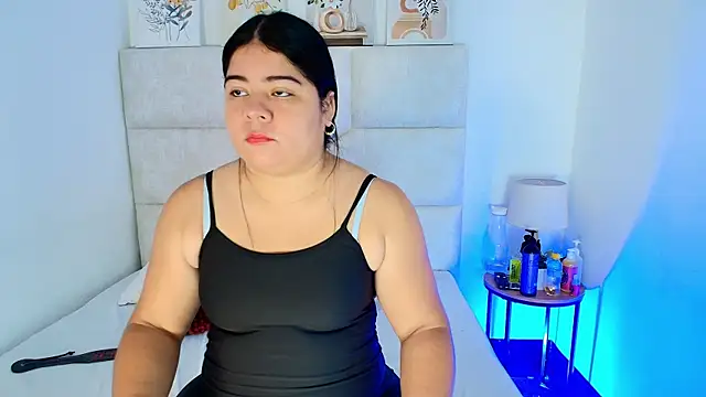 elizawiliamst online show from June 16, 12:08 pm