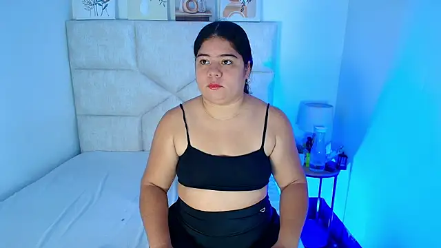 elizawiliamst online show from July 21, 11:23 am