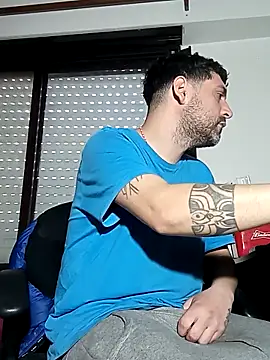 0800cristean online show from September 29, 5:40 pm