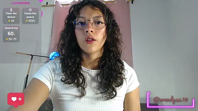 WendySuns  online show from September 16, 6:09 pm