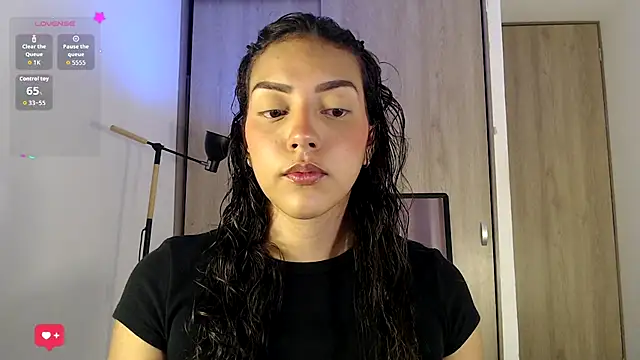 WendySuns  online show from October 18, 1:08 am