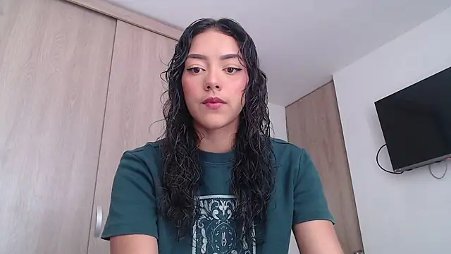 WendySuns  online show from November 26, 5:03 pm