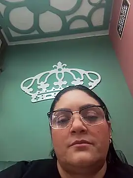 tiffany Johnson1 online show from September 25, 6:00 pm