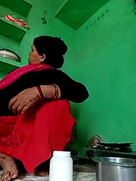 Manavi x online show from July 6, 2:41 am