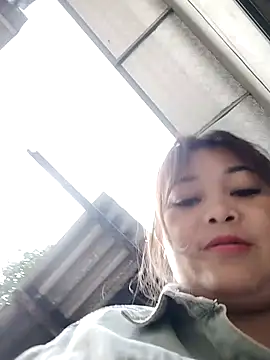 Lyly nuce online show from November 15, 9:17 am