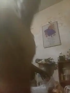 Snapshot of Bebicho14 chatting on December 19, 1:34 am Bebicho14 online show from December 19, 1:34 am