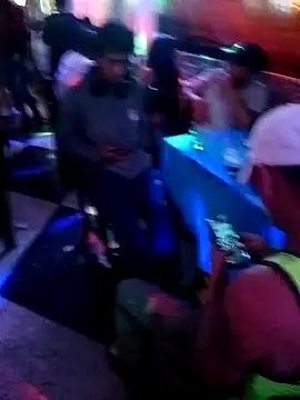 Bebicho14 online show from February 14, 5:04 am