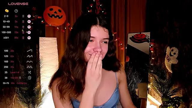 Snapshot of amy_cute_cat chatting on October 29, 9:00 am amy cute cat online show from October 29, 9:00 am