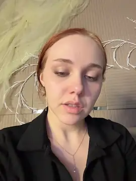 PollyVinice online show from April 29, 5:17 pm
