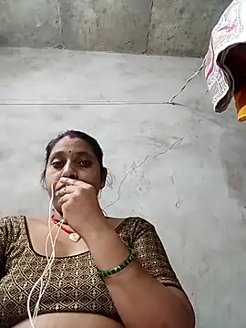 Snapshot of Sandhya_x chatting on October 4, 5:33 pm Sandhya x online show from October 4, 5:33 pm