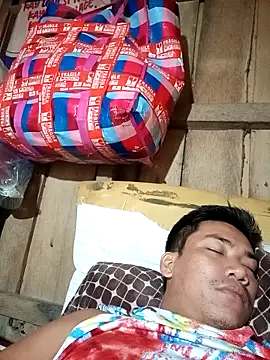 Snapshot of Hottie_pinoy21 chatting on September 9, 4:06 pm Hottie pinoy21 online show from September 9, 4:06 pm