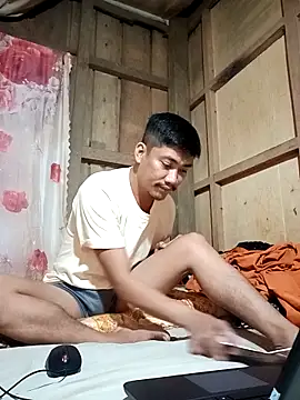 Snapshot of Hottie_pinoy21 chatting on September 29, 4:23 pm Hottie pinoy21 online show from September 29, 4:23 pm