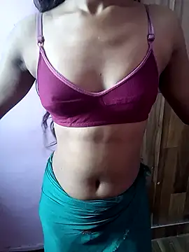 Snapshot of seema_rani68 chatting on October 4, 10:35 am seema rani68 online show from October 4, 10:35 am