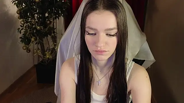 E l i z e  online show from January 15, 5:23 am