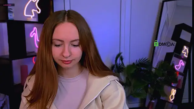 mila glow1 online show from September 28, 8:42 am