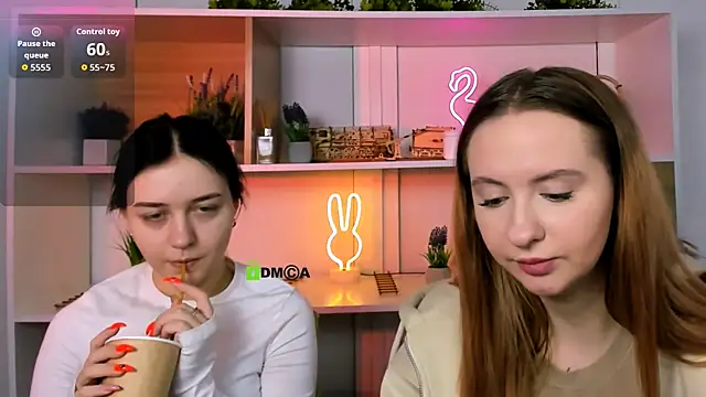 mila glow1 online show from November 24, 12:49 pm