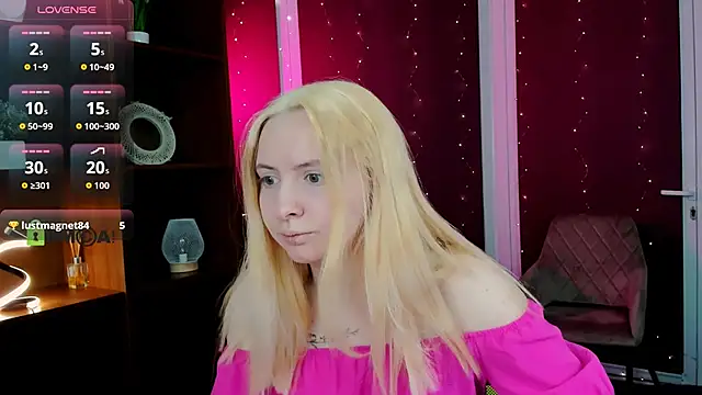 mila glow1 online show from December 15, 7:29 pm